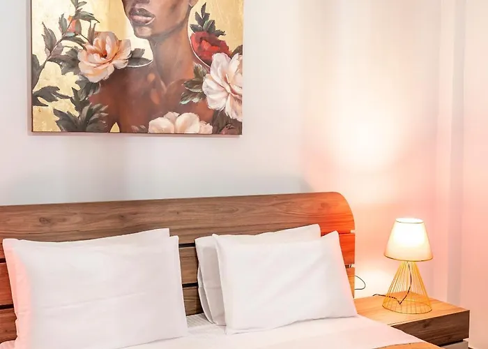 Anna * העיירה קוס